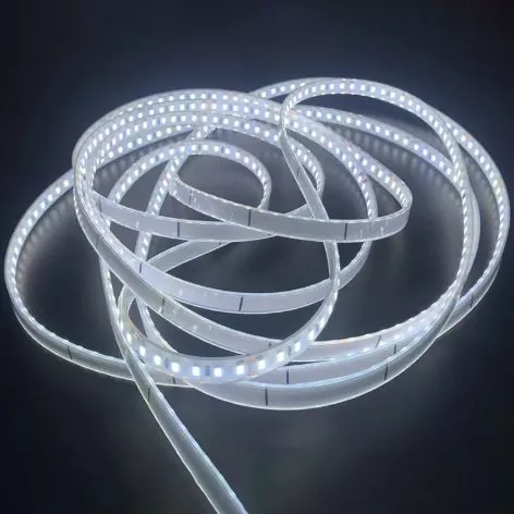 Proč si pro další projekt vybrat 12V Outdoor LED STRIVE?